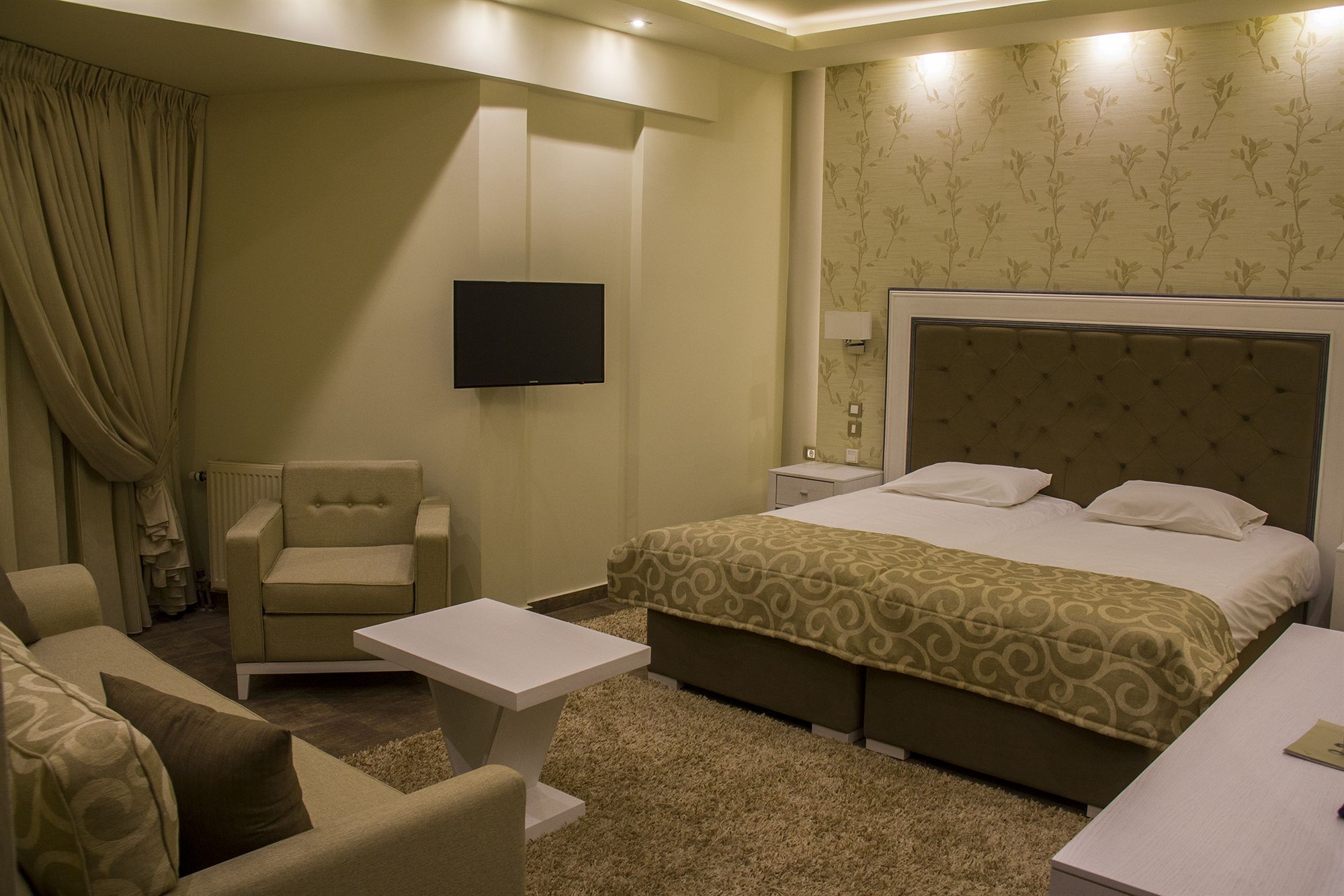 Heliotrope Hotels Mytilene Exterior foto